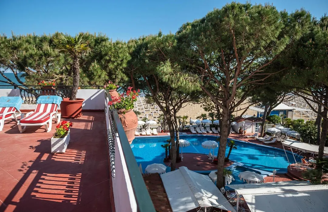 Agora Park Hotel-1